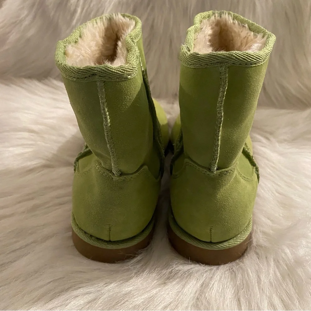 So Ankle‎ Boots Women’s Size 9 Med Leather Faux Fur Green Slip On Booties